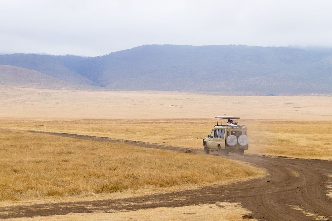 Toyota Land Cruiser Safari ready for a Tanzania 4x4 road trip