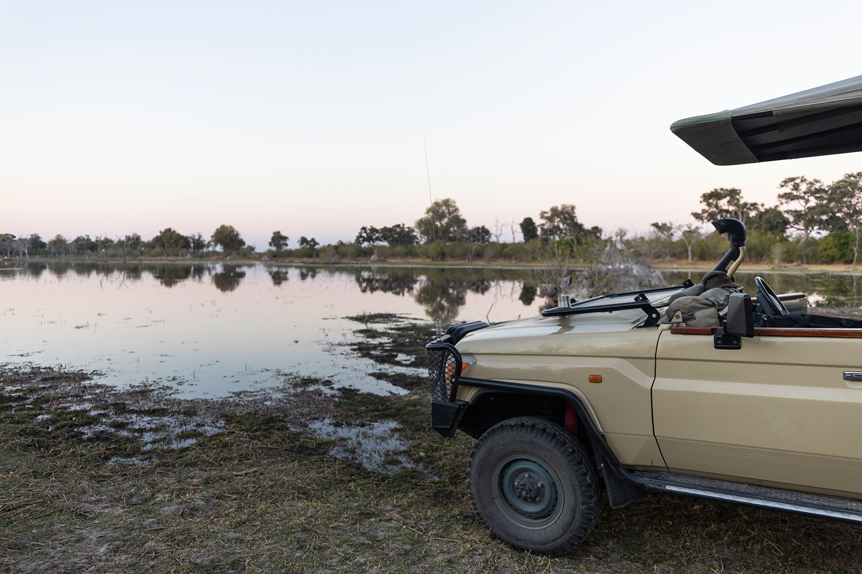 Safari Vehicle Rental Rwanda: Choosing Between 4×4 Options